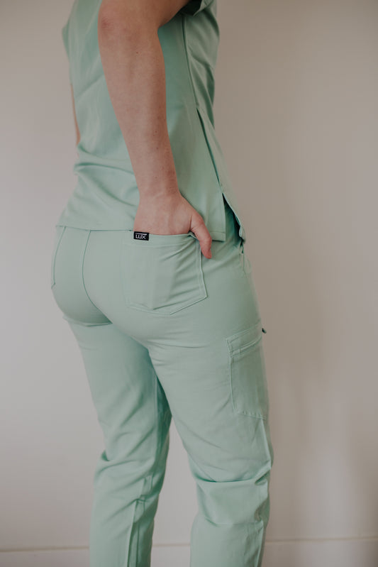 Elite Womens Scrub Joggers: PreOrder ~ BUY 1 GET 1 50% OFF ~